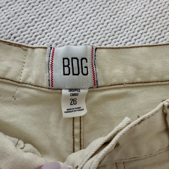 Urban Outfitters BDG Women's Dropped Cargo Pants Size 26 - Picture 6 of 11